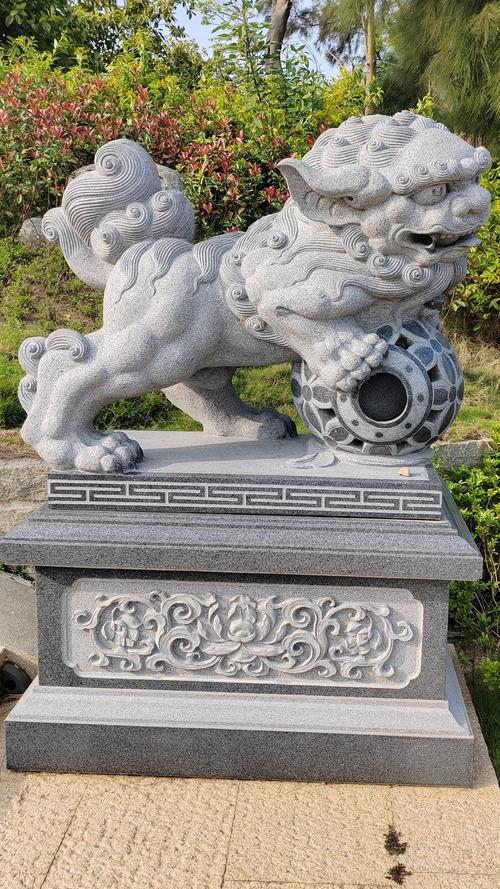 石狮子之绣球狮雕刻 园林景区石狮子摆件 精品石雕狮子工艺